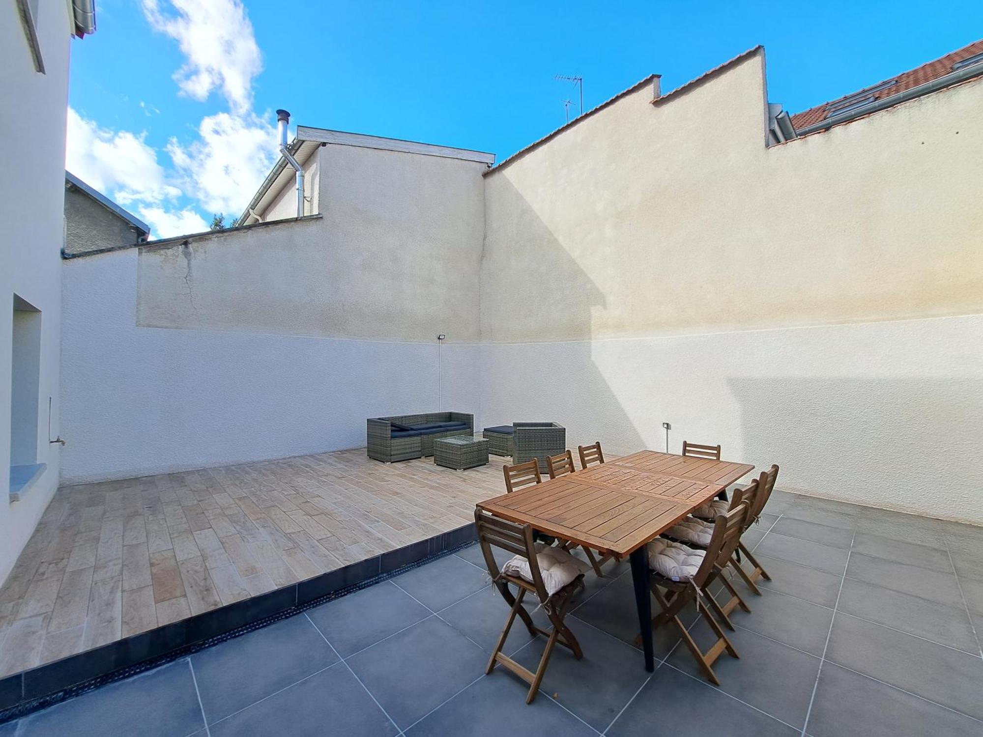Abu Dhabi, Magnifique Maison Reims Exterior foto